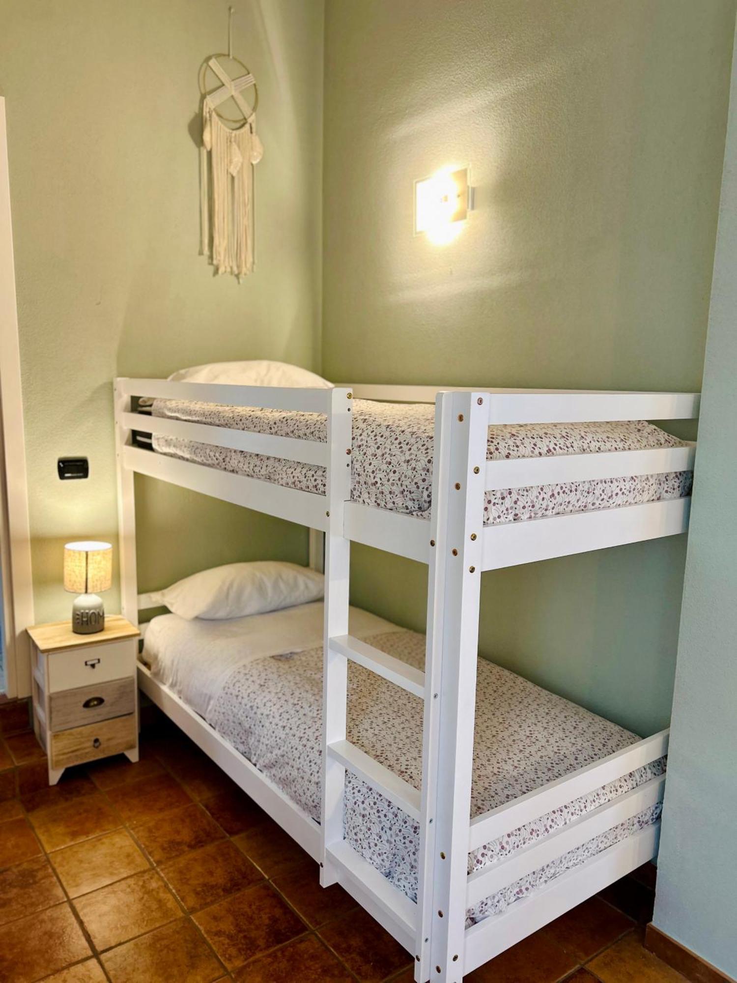 Agriturismo Terra E Cielo Serra Ricco Bagian luar foto